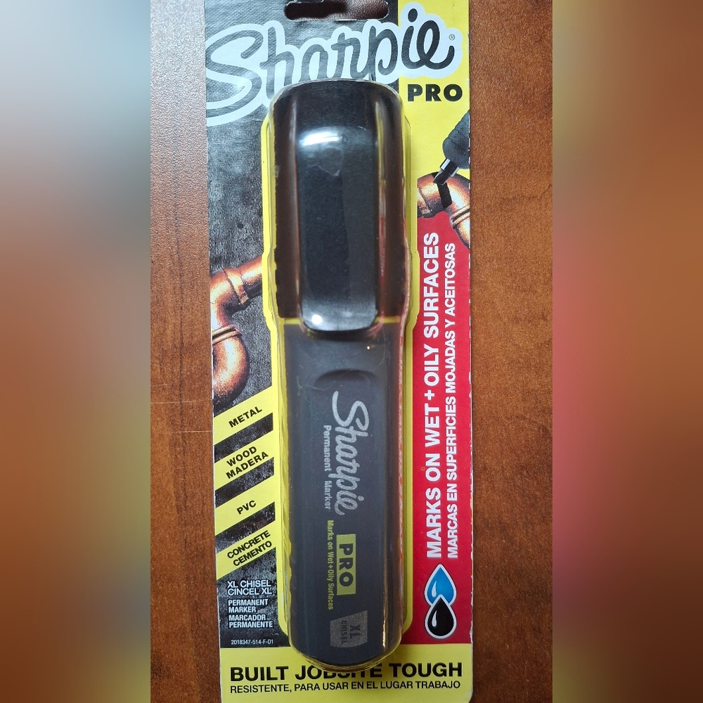 Sharpie Pro Black Permanent Marker